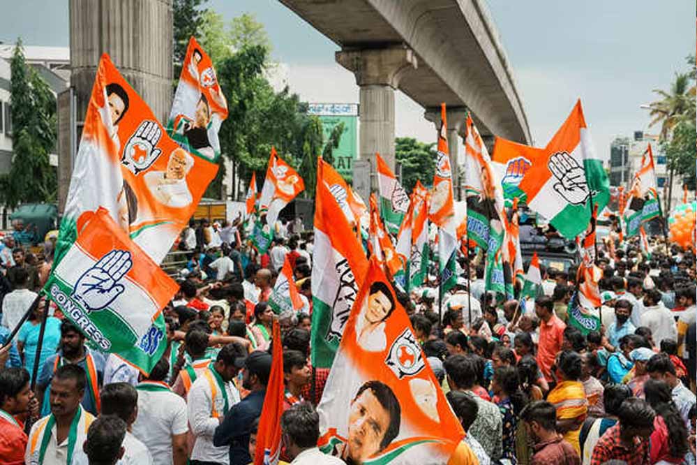 मध्यप्रदेश कांग्रेस में भीतरघात बरकरार! संगठन सृजन अभियान भी नहीं रोक पाया गुटबाज़ी मध्यप्रदेश कांग्रेस में भीतरघात बरकरार! संगठन सृजन अभियान भी नहीं रोक पाया गुटबाज़ी