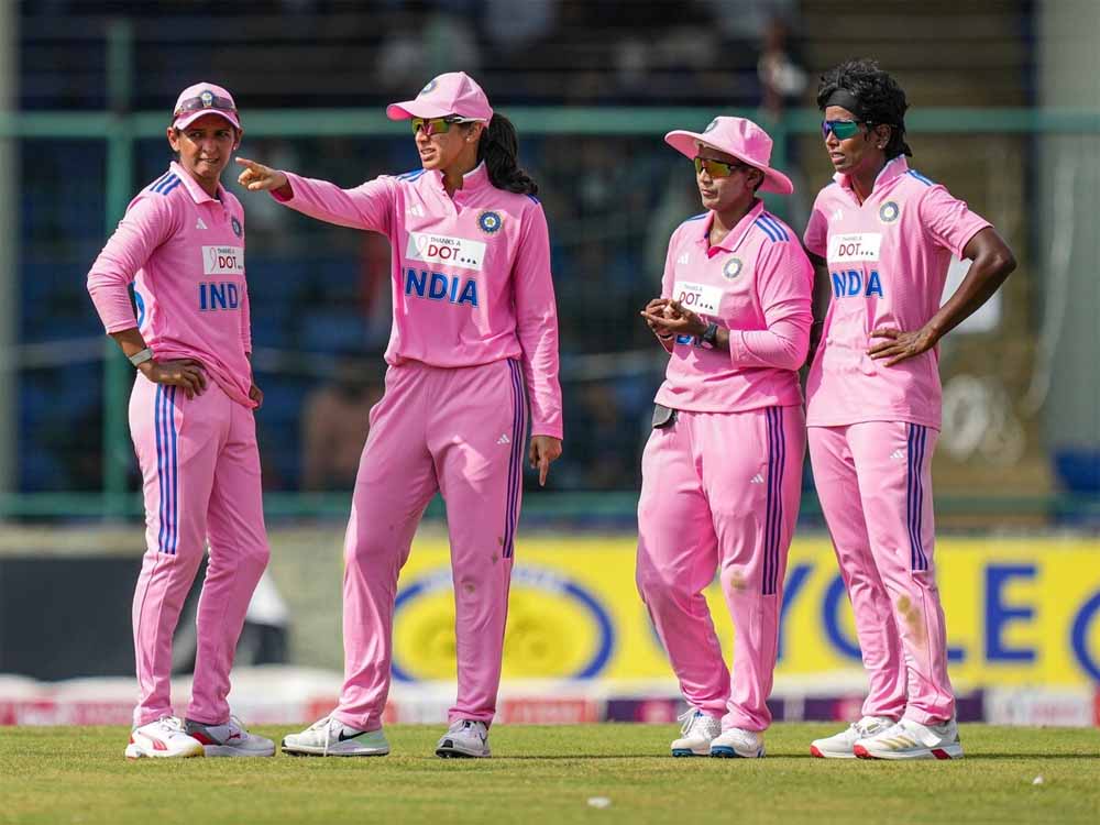 वर्ल्ड कप से पहले झटका! ICC वुमेंस वनडे रैंकिंग में भारत को ऑस्ट्रेलिया से दोहरा ‘धक्का’ वर्ल्ड कप से पहले झटका! ICC वुमेंस वनडे रैंकिंग में भारत को ऑस्ट्रेलिया से दोहरा ‘धक्का’