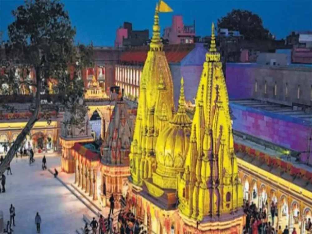 काशी विश्वनाथ के पुजारियों को बड़ी सौगात, राज्यकर्मी का दर्जा और तिगुना वेतन!