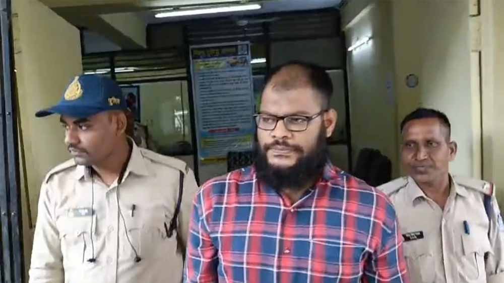खंडवा में सिमी कनेक्शन! दो युवक गिरफ्तार, पिस्टल-मैग्जिन बरामद खंडवा में सिमी कनेक्शन! दो युवक गिरफ्तार, पिस्टल-मैग्जिन बरामद
