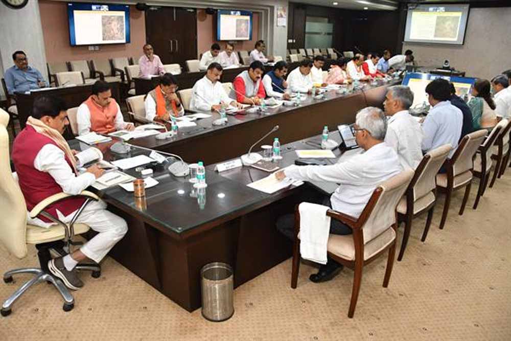 सिंहस्थ से जुड़े सभी निर्माण कार्य दिसम्बर 2027 तक अनिवार्यत: करें पूर्ण : मुख्यमंत्री डॉ. यादव सिंहस्थ से जुड़े सभी निर्माण कार्य दिसम्बर 2027 तक अनिवार्यत: करें पूर्ण : मुख्यमंत्री डॉ. यादव