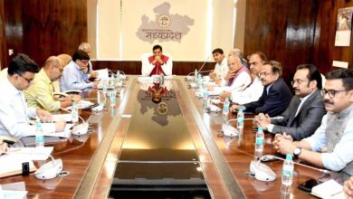 मंत्रि-परिषद ने सार्वजनिक निजी भागीदारी से हैलीकॉप्टर सेवा संचालन की दी स्वीकृति मंत्रि-परिषद ने सार्वजनिक निजी भागीदारी से हैलीकॉप्टर सेवा संचालन की दी स्वीकृति