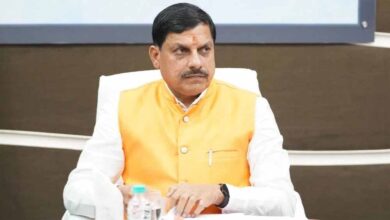 ‘जिला नहीं चला पा रहे तो छोड़ दें कुर्सी’ – कलेक्टरों पर भड़के CM मोहन यादव ‘जिला नहीं चला पा रहे तो छोड़ दें कुर्सी’ – कलेक्टरों पर भड़के CM मोहन यादव