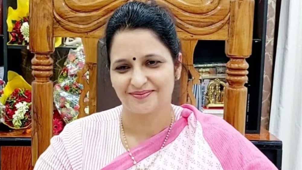 मोनिका रानी: टीचर से IAS तक का सफर, अब संभाल रही स्कूल शिक्षा की बागडोर मोनिका रानी: टीचर से IAS तक का सफर, अब संभाल रही स्कूल शिक्षा की बागडोर