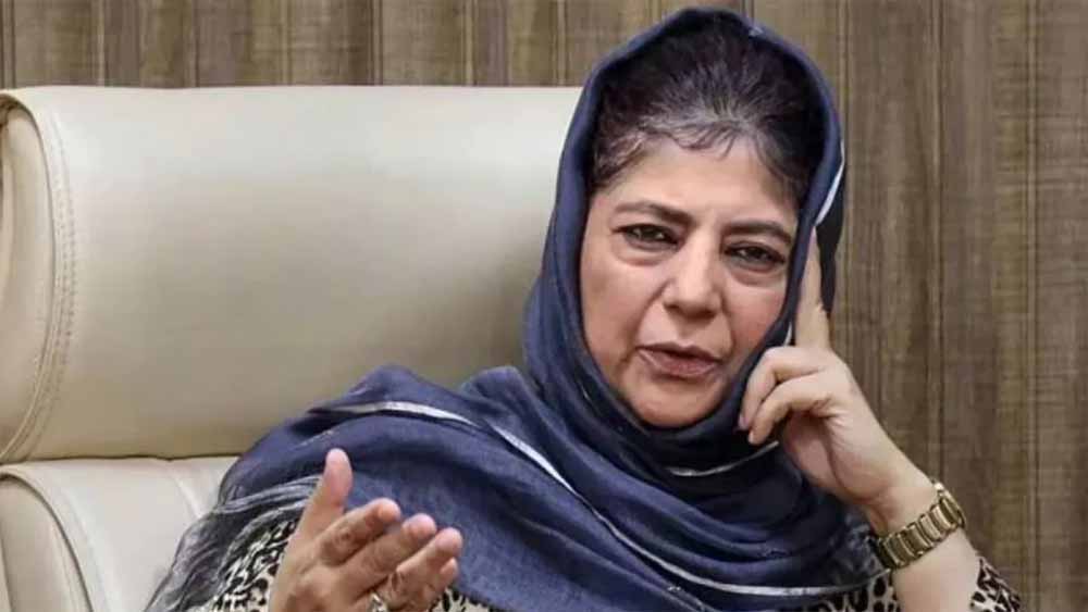 BJP नेता का कड़ा बयान: ‘यासीन मलिक पर महबूबा मुफ्ती का दावा बेबुनियाद, कानून अपना काम करेगा’ BJP नेता का कड़ा बयान: ‘यासीन मलिक पर महबूबा मुफ्ती का दावा बेबुनियाद, कानून अपना काम करेगा’