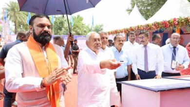 CM नीतीश का सिवान दौरा: 558 करोड़ की 9 योजनाओं का शिलान्यास, जिले को मिली बड़ी सौगात CM नीतीश का सिवान दौरा: 558 करोड़ की 9 योजनाओं का शिलान्यास, जिले को मिली बड़ी सौगात