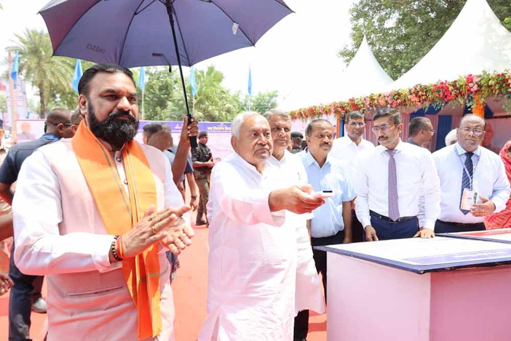 CM नीतीश का सिवान दौरा: 558 करोड़ की 9 योजनाओं का शिलान्यास, जिले को मिली बड़ी सौगात