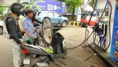 फिलहाल पेट्रोल-डीजल पर GST नहीं: सीबीआईसी चेयरमैन संजय अग्रवाल का बड़ा बयान फिलहाल पेट्रोल-डीजल पर GST नहीं: सीबीआईसी चेयरमैन संजय अग्रवाल का बड़ा बयान