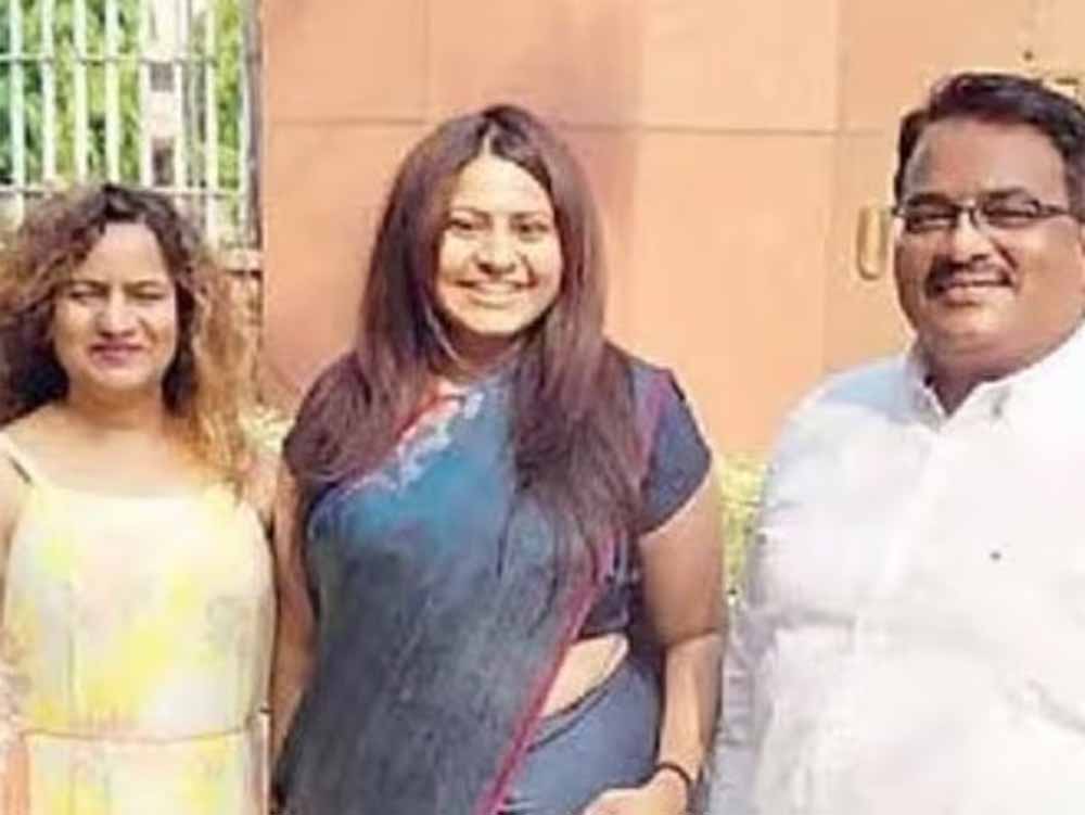 नवी मुंबई रोड रेज: पूजा खेडकर के पिता के ड्राइवर को पुलिस ने किया गिरफ्तार नवी मुंबई रोड रेज: पूजा खेडकर के पिता के ड्राइवर को पुलिस ने किया गिरफ्तार