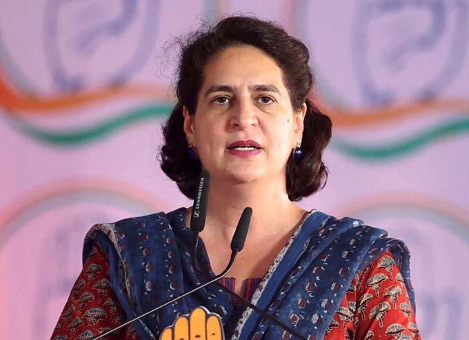 प्रियंका गांधी का बिहार दौरा: पटना में 2000 महिलाओं से संवाद, मोतिहारी में जनसभा प्रियंका गांधी का बिहार दौरा: पटना में 2000 महिलाओं से संवाद, मोतिहारी में जनसभा