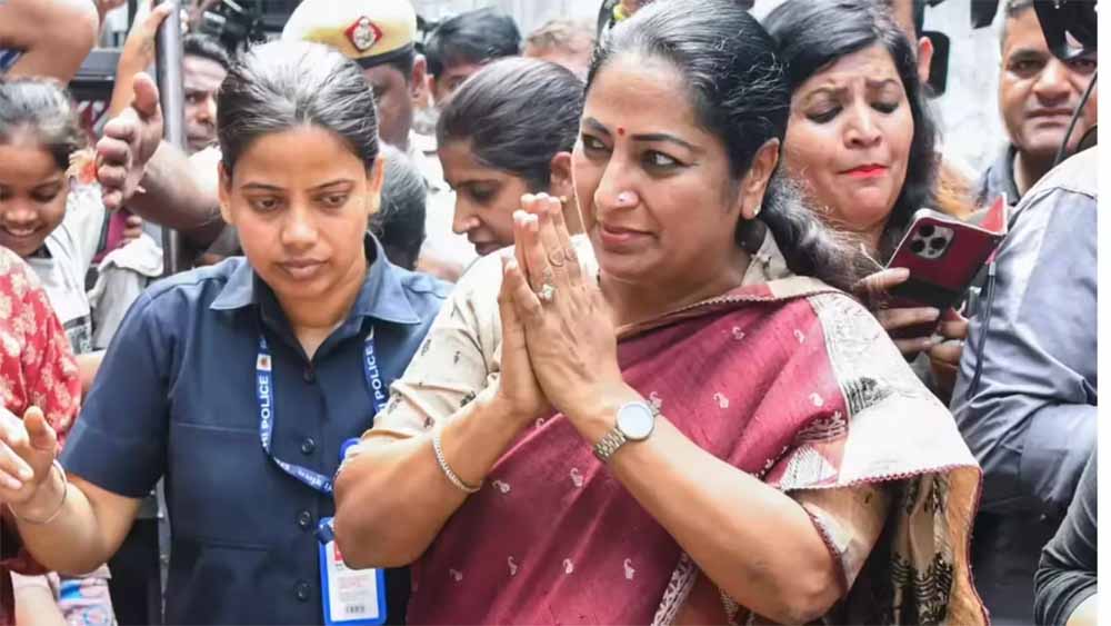 छठ पर्व पर सीएम रेखा गुप्ता का ऐतिहासिक निर्णय: दिल्ली में यमुना के दोनों किनारों पर होगी पूजा छठ पर्व पर सीएम रेखा गुप्ता का ऐतिहासिक निर्णय: दिल्ली में यमुना के दोनों किनारों पर होगी पूजा