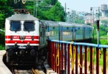 UP-बिहार जाने वालों के लिए खुशखबरी, रेलवे चलाएगा 150 पूजा स्पेशल ट्रेनें