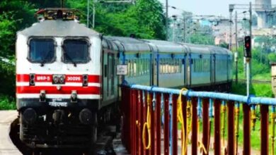UP-बिहार जाने वालों के लिए खुशखबरी, रेलवे चलाएगा 150 पूजा स्पेशल ट्रेनें