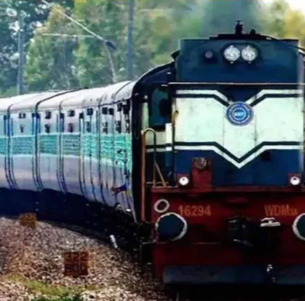 रेल यात्रियों के लिए खुशखबरी: नवरात्र से दिवाली तक चलेगी स्पेशल ट्रेन