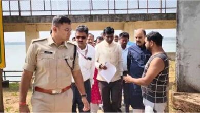 छठ पूजा की तैयारियों का जायजा: DC मंजूनाथ भजंत्री ने रांची के घाटों का किया निरीक्षण