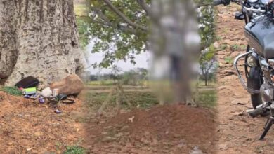 पेड़ से लटका मिला युवक का शव, ग्रामीणों में मचा हड़कंप