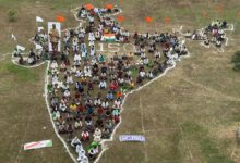 कैद में भी देशभक्ति का जज्बा: 400 बंदियों ने बनाया भारत का विशाल नक्शा, सरदार पटेल को किया नमन