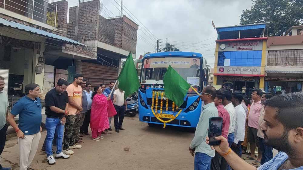 मुख्यमंत्री ग्रामीण बस योजना से जुड़ेगा ग्रामीण अंचल मुख्यमंत्री ग्रामीण बस योजना से जुड़ेगा ग्रामीण अंचल