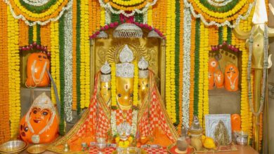 पीला रंग और मां बगलामुखी: क्यों है यह शुभता का प्रतीक? पीला रंग और मां बगलामुखी: क्यों है यह शुभता का प्रतीक?