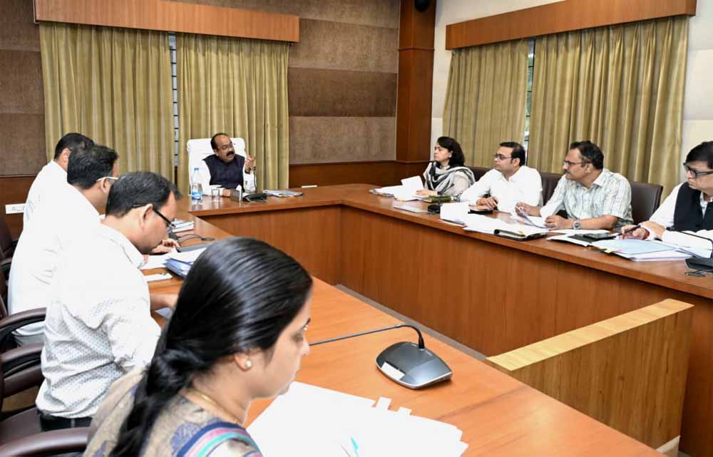 उप मुख्यमंत्री अरुण साव ने नगरीय प्रशासन विभाग के कार्यों की समीक्षा की