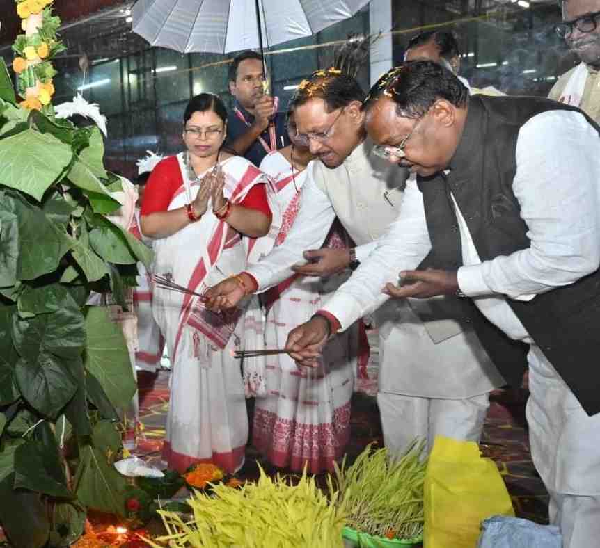 करम परब हमारी संस्कृति और पूर्वजों की अमूल्य धरोहर – मुख्यमंत्री साय करम परब हमारी संस्कृति और पूर्वजों की अमूल्य धरोहर – मुख्यमंत्री साय