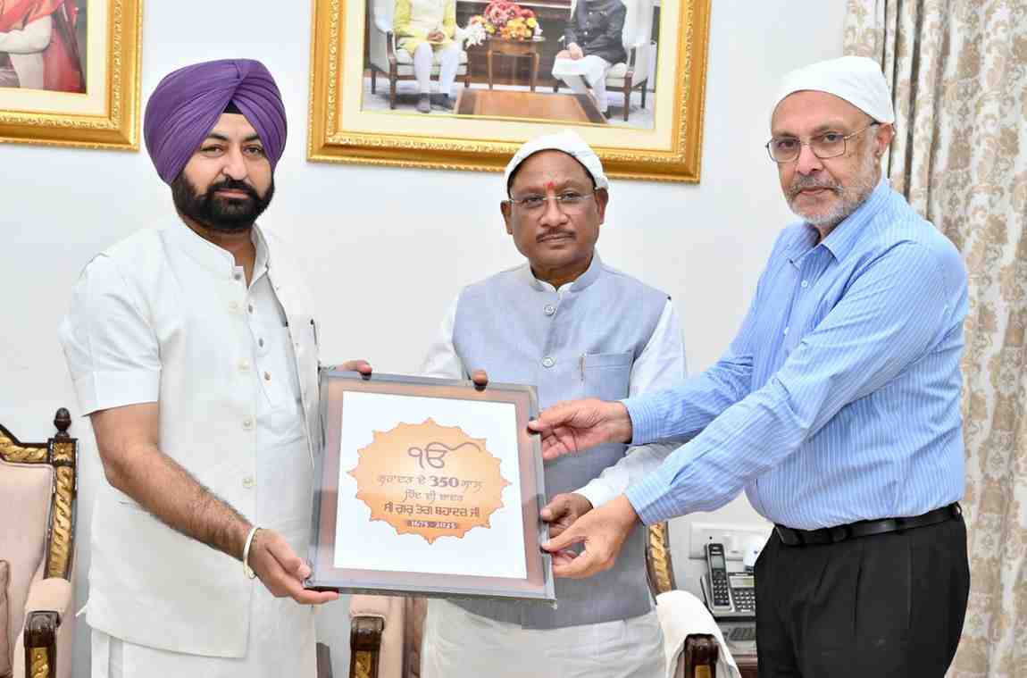 मुख्यमंत्री विष्णु देव साय से पंजाब सरकार के मंत्रियों ने की सौजन्य मुलाकात