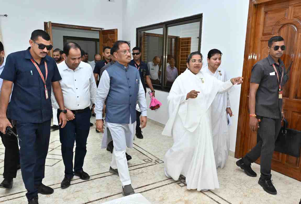 प्रधानमंत्री नरेंद्र मोदी का प्रवास प्रदेश के लिए गौरव का अवसर, प्रत्येक व्यवस्था हो गरिमामय और त्रुटिरहित – मुख्यमंत्री साय प्रधानमंत्री नरेंद्र मोदी का प्रवास प्रदेश के लिए गौरव का अवसर, प्रत्येक व्यवस्था हो गरिमामय और त्रुटिरहित – मुख्यमंत्री साय