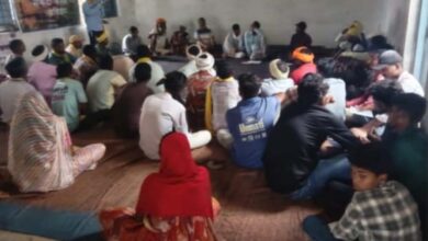 ग्राम सभा में नोडल अधिकारी की अनुपस्थिति से ग्रामीणों में आक्रोश