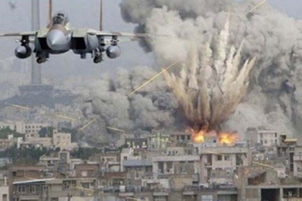 अफगानिस्तान पर पाक की एयरस्ट्राइक, मुत्ताकी के भारत दौरे पर तिलमिलाया इस्लामाबाद?