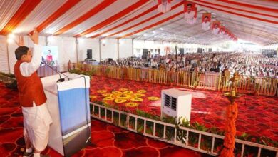 हर एक किसान के साथ खड़ी है सरकार, एक-एक खेत का किया जा रहा है सर्वे