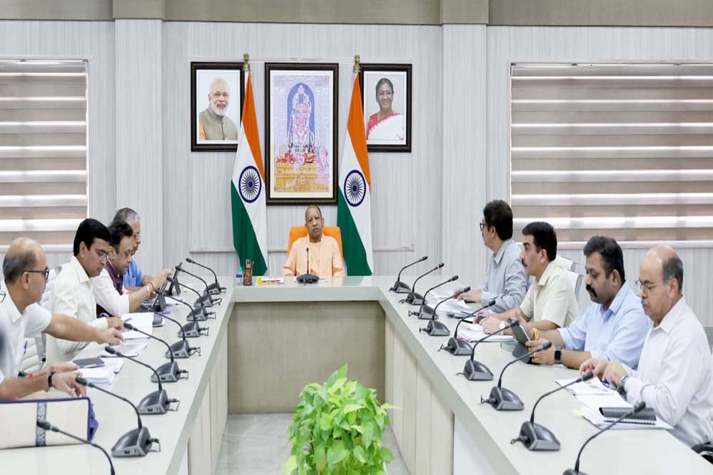 उत्तर प्रदेश में बनेगी व्यापक ‘शहरी पुनर्विकास नीति’ शहरों के समग्र पुनर्जागरण की दिशा में बड़ा कदम उत्तर प्रदेश में बनेगी व्यापक ‘शहरी पुनर्विकास नीति’ शहरों के समग्र पुनर्जागरण की दिशा में बड़ा कदम