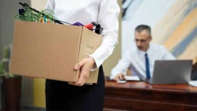 50,000 नौकरियों पर खतरा: कंपनियों की छंटनी की गुप्त योजना उजागर 50,000 नौकरियों पर खतरा: कंपनियों की छंटनी की गुप्त योजना उजागर