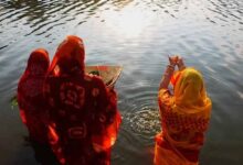 छठ पूजा का तीसरा दिन आज: व्रती महिलाएं देंगी डूबते सूर्य को अर्घ्य