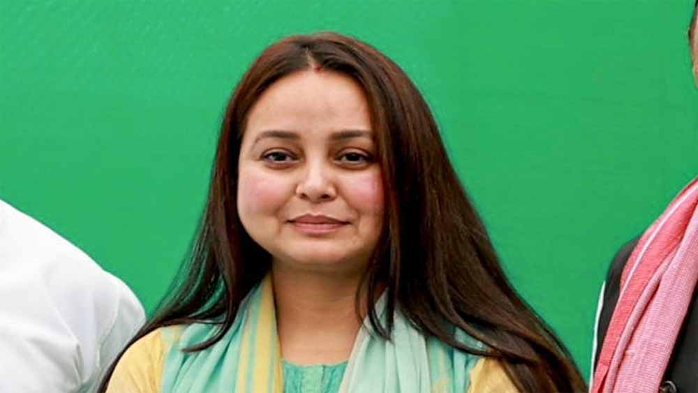 खेसारी पर विवादित बयान से भड़कीं रोहिणी, कंगना, पवन और रवि किशन का नाम लेकर बोलीं तीखी बात खेसारी पर विवादित बयान से भड़कीं रोहिणी, कंगना, पवन और रवि किशन का नाम लेकर बोलीं तीखी बात