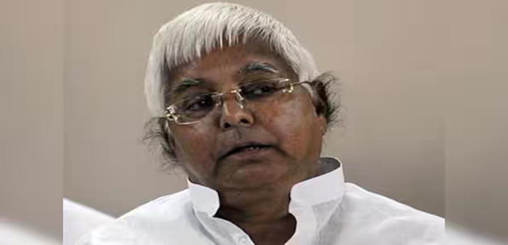 चुनावी घमासान के बीच लालू परिवार पर CBI का शिकंजा, दर्जनभर गवाहों के साथ ट्रायल की तैयारी चुनावी घमासान के बीच लालू परिवार पर CBI का शिकंजा, दर्जनभर गवाहों के साथ ट्रायल की तैयारी
