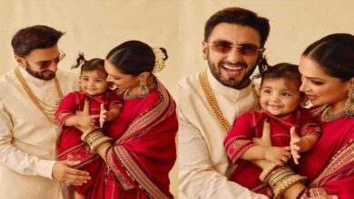 दीपिका-रणवीर ने दिवाली पर शेयर की बेटी दुआ की पहली झलक, मां-बेटी की ट्विनिंग ने जीता दिल दीपिका-रणवीर ने दिवाली पर शेयर की बेटी दुआ की पहली झलक, मां-बेटी की ट्विनिंग ने जीता दिल