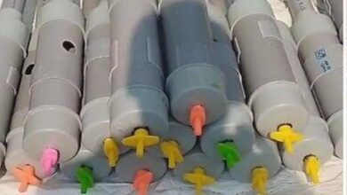 भोपाल, इंदौर और ग्वालियर में कार्बाइड गन पर बैन, अब तक 300 लोग झुलस चुके भोपाल, इंदौर और ग्वालियर में कार्बाइड गन पर बैन, अब तक 300 लोग झुलस चुके