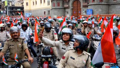 इंदौर के चेकिंग पॉइंट पर 6 नवंबर से दिखेगी नई पुलिस टेक्नोलॉजी, बॉडी कैमरा और POS मशीन के साथ इंदौर के चेकिंग पॉइंट पर 6 नवंबर से दिखेगी नई पुलिस टेक्नोलॉजी, बॉडी कैमरा और POS मशीन के साथ