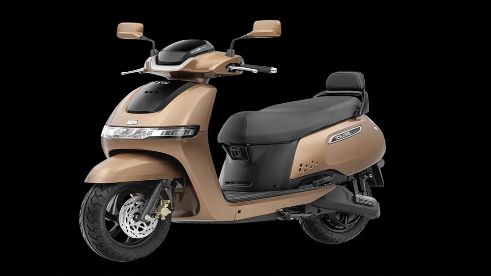 लोग होंडा छोड़ टीवीएस स्कूटर की ओर बढ़े, टीवीएस ने 29% मार्केट शेयर पर किया कब्जा लोग होंडा छोड़ टीवीएस स्कूटर की ओर बढ़े, टीवीएस ने 29% मार्केट शेयर पर किया कब्जा