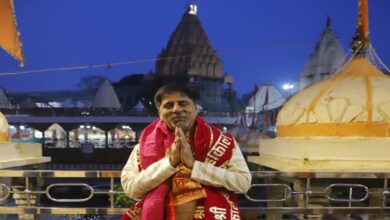 पूर्व क्रिकेटर श्रीकांत ने उज्जैन में महाकाल के दर्शन किए, भस्म आरती में शामिल होकर लिया आशीर्वाद पूर्व क्रिकेटर श्रीकांत ने उज्जैन में महाकाल के दर्शन किए, भस्म आरती में शामिल होकर लिया आशीर्वाद