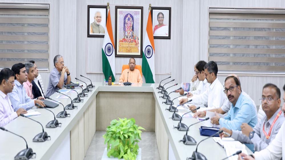 गन्ना किसानों को योगी सरकार का बड़ा उपहार, गन्ना मूल्य ₹30 प्रति कुन्तल बढ़ा