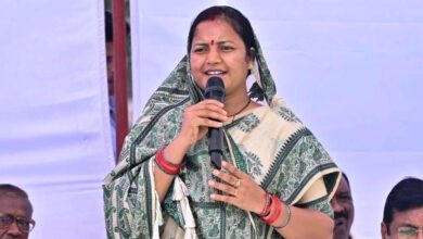 रायपुर : मंत्री श्रीमती लक्ष्मी राजवाड़े के प्रयासों से ग्रामीणों की मांग हुई पूरी रायपुर : मंत्री श्रीमती लक्ष्मी राजवाड़े के प्रयासों से ग्रामीणों की मांग हुई पूरी