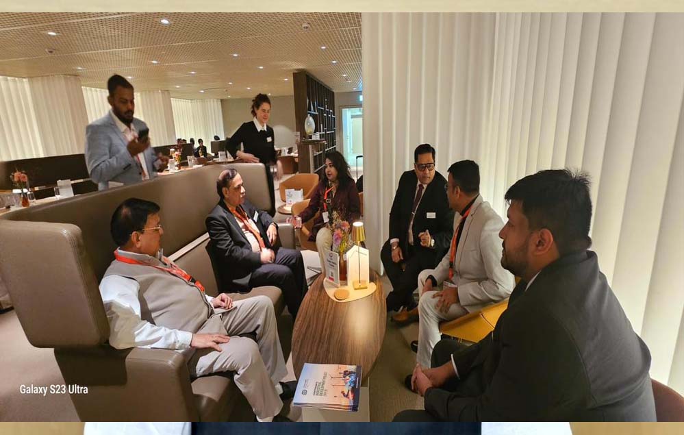 रायपुर : जर्मनी में विश्व की सबसे बड़े खाद्य प्रदर्शनी में उद्योग मंत्री लखन लाल देवांगन ने छत्तीसगढ़ का किया प्रतिनिधित्व रायपुर : जर्मनी में विश्व की सबसे बड़े खाद्य प्रदर्शनी में उद्योग मंत्री लखन लाल देवांगन ने छत्तीसगढ़ का किया प्रतिनिधित्व