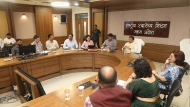 स्थितियों के सुधार के लिये किये जा रहे प्रयासों में सभी संगठन सरकार के साथ स्थितियों के सुधार के लिये किये जा रहे प्रयासों में सभी संगठन सरकार के साथ