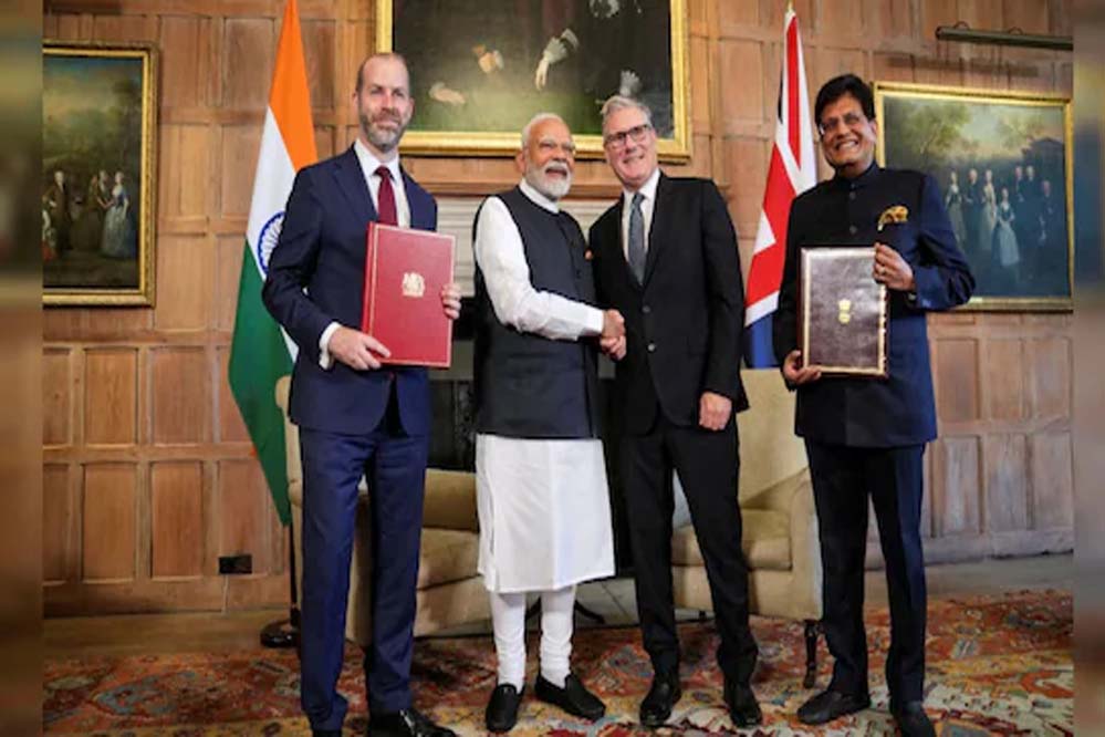 IND-UK CETA समझौता ऐतिहासिक: PM मोदी बोले—ब्रिटेन से आएंगी मिसाइलें, ₹3,884 करोड़ की डील पक्की