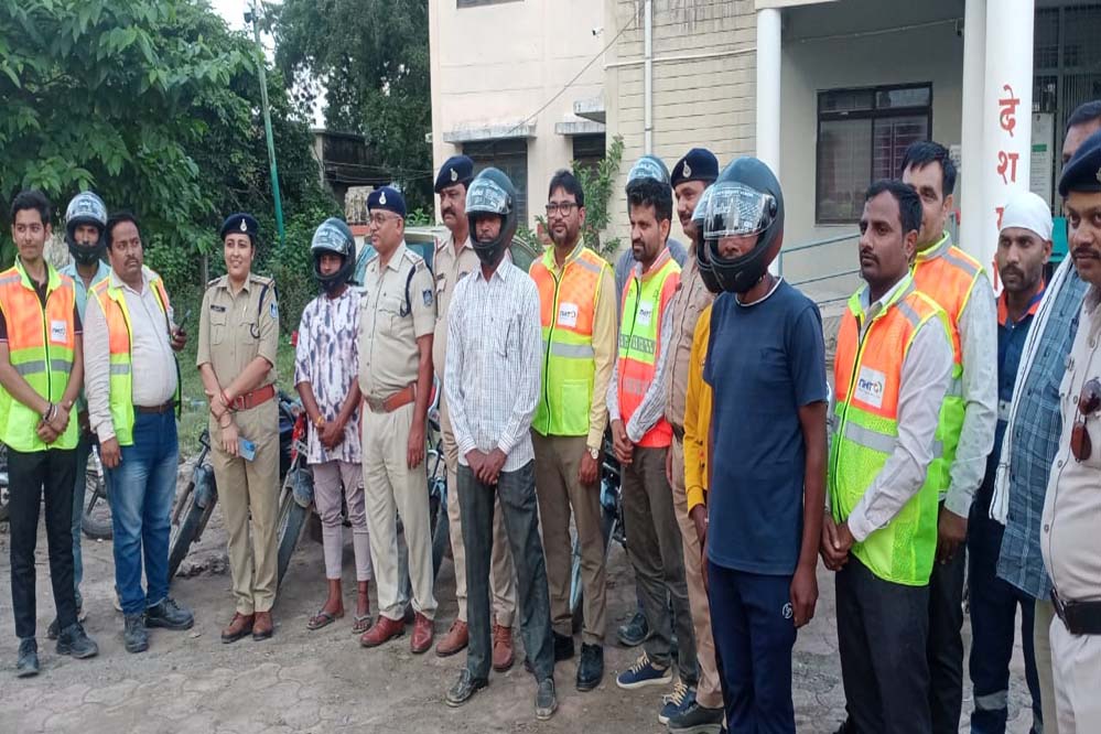 अवैध शराब विक्रेताओं पर मैहर पुलिस की कार्यवाही लगातार जारी, 61 लीटर शराब सहित 01 आरोपी गिरफ्तार अवैध शराब विक्रेताओं पर मैहर पुलिस की कार्यवाही लगातार जारी, 61 लीटर शराब सहित 01 आरोपी गिरफ्तार
