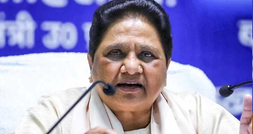 क्या 2027 में दोहराएंगी 2007 की जीत? मायावती ने दिए सियासी समीकरण बदलने के संकेत, मुस्लिमों पर चुप्पी क्यों? क्या 2027 में दोहराएंगी 2007 की जीत? मायावती ने दिए सियासी समीकरण बदलने के संकेत, मुस्लिमों पर चुप्पी क्यों?