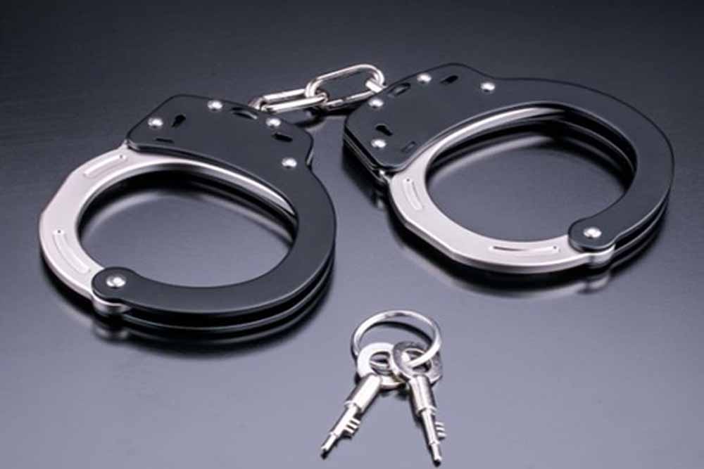 पैन-इंडिया साइबर फ्रॉड का पर्दाफाश: आरबीएल बैंक अधिकारी समेत 5 गिरफ्तार, करोड़ों की ठगी का खुलासा! पैन-इंडिया साइबर फ्रॉड का पर्दाफाश: आरबीएल बैंक अधिकारी समेत 5 गिरफ्तार, करोड़ों की ठगी का खुलासा!