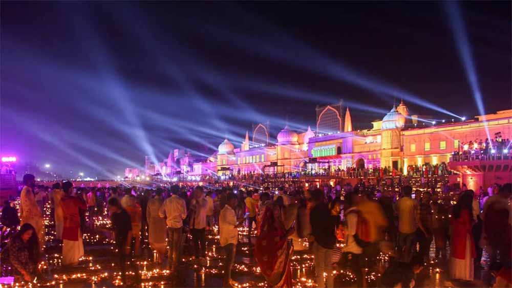 अयोध्या दीपोत्सव में 2000 कलाकार करेंगे अद्भुत कला का मंचन अयोध्या दीपोत्सव में 2000 कलाकार करेंगे अद्भुत कला का मंचन