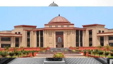 HIV पॉजिटिव मां का भेद उजागर करने पर हाई कोर्ट सख्त, नवजात पर लिखी पहचान के लिए 2 लाख मुआवजा HIV पॉजिटिव मां का भेद उजागर करने पर हाई कोर्ट सख्त, नवजात पर लिखी पहचान के लिए 2 लाख मुआवजा